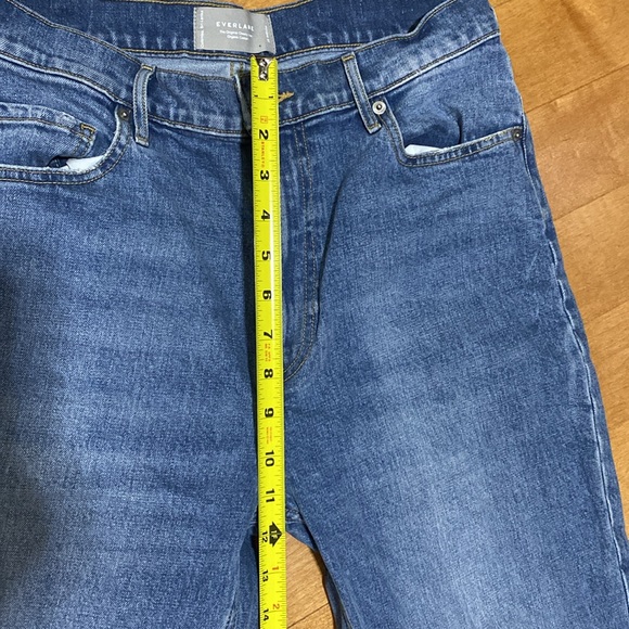 Everlane Organic The Original Cheeky Jean - Picture 7 of 11